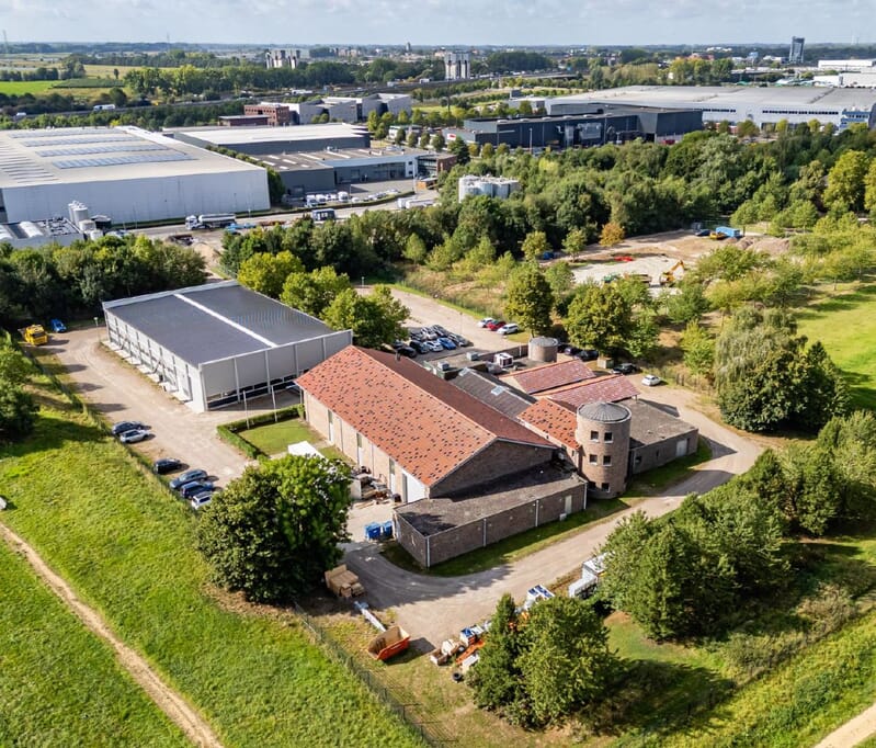Biezenwei 11, Tiel